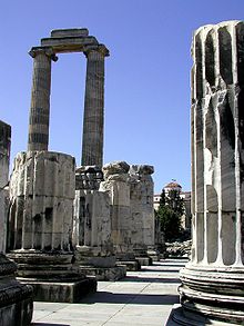 Apollon Tempel Didyma.jpg