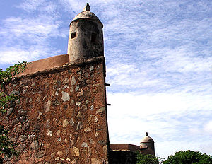 Castillo Santa Rosa 01.jpg