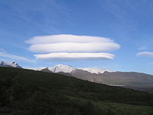 Lenticularis cloud above gletscher Skaftafell Iceland 26jun05.JPG