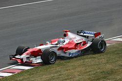 Jarno Trulli 2005 Canada 3.jpg