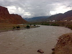 Река Нарын в окрестностях г. Нарын