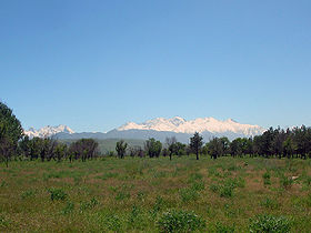 Kyrgyzstan Mounts Kyrgyz Ala Too 002.jpg