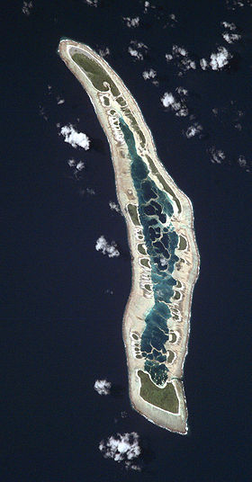 Космический снимок острова Каролайн (НАСА)